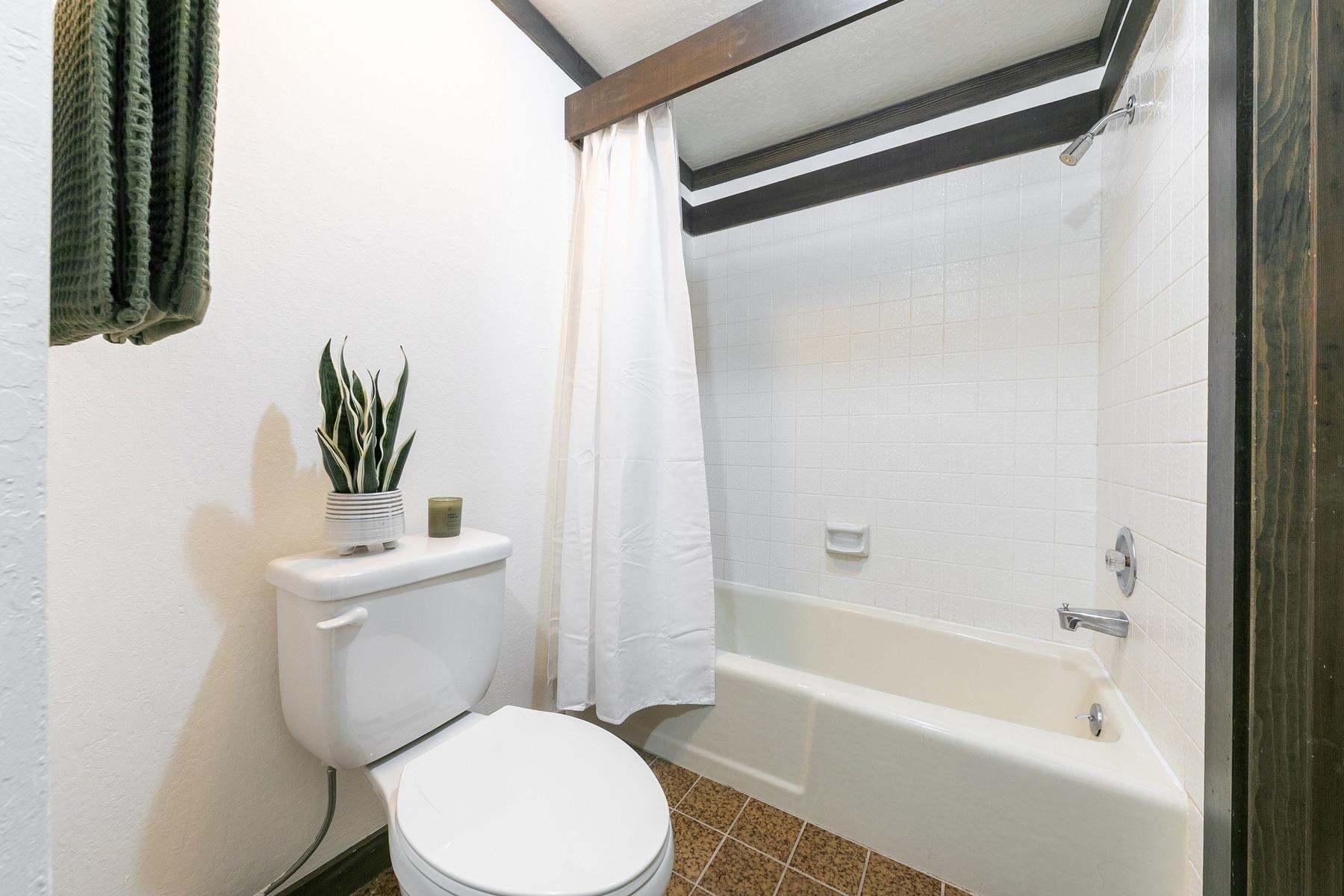 227 Olympic Vly Road, Unit 22 Olympic Valley, CA 96146 - Photo 18 of 28