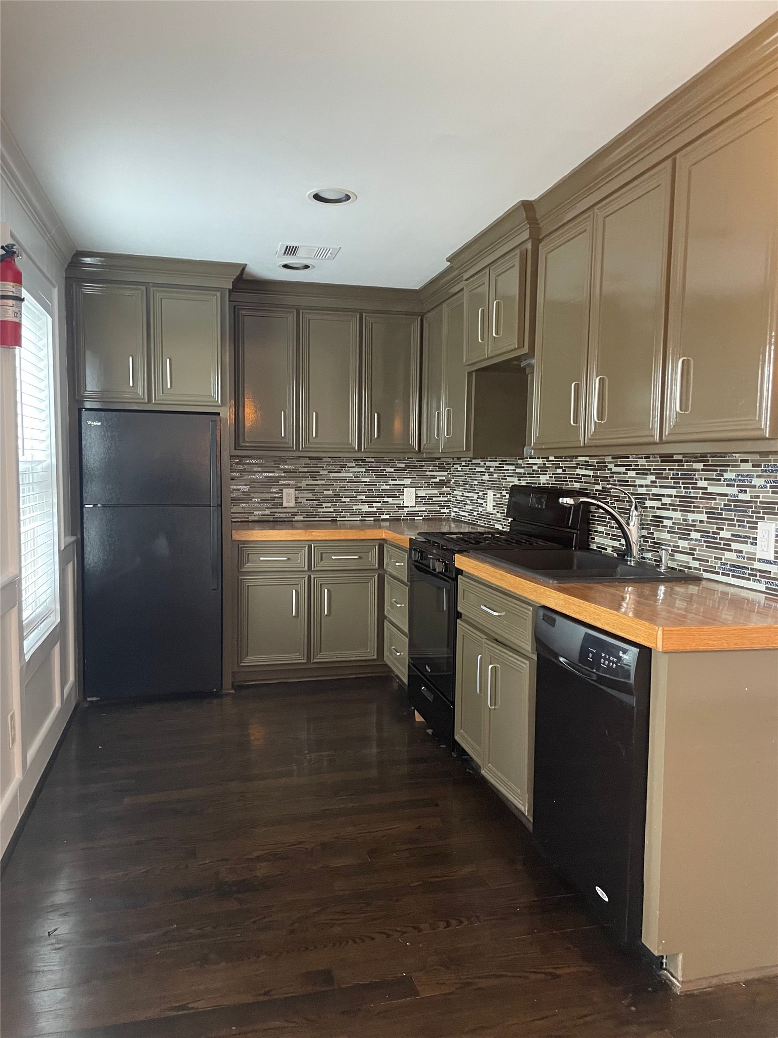 434 Lenard Street, Unit F Houston, TX 77009 - Photo 2 of 13