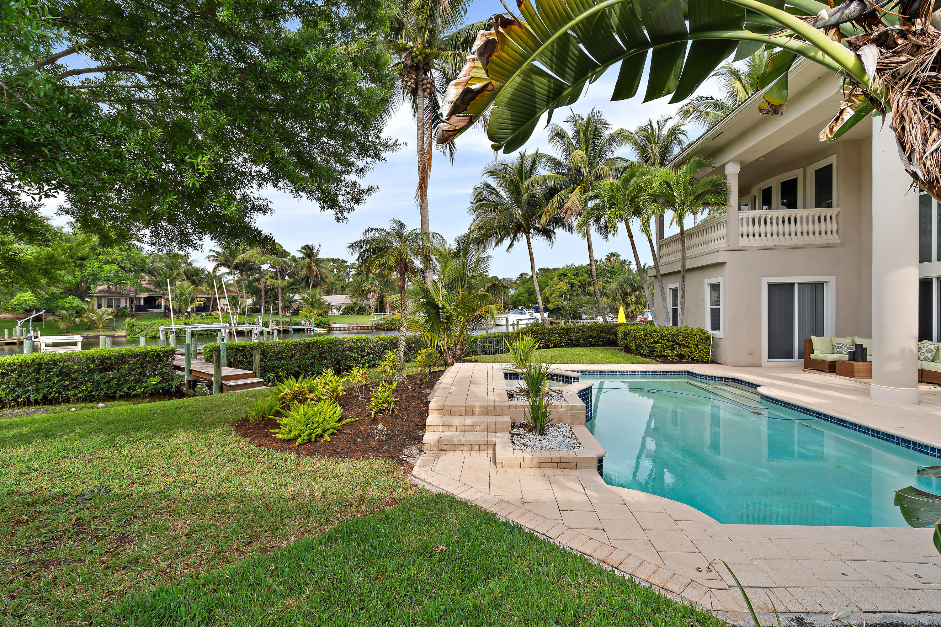 8871 Southeast Compass Island Way Jupiter, FL 33458 - Photo 45 of 63 013-8871SECompassIslandWay-Jupiter-FL-33