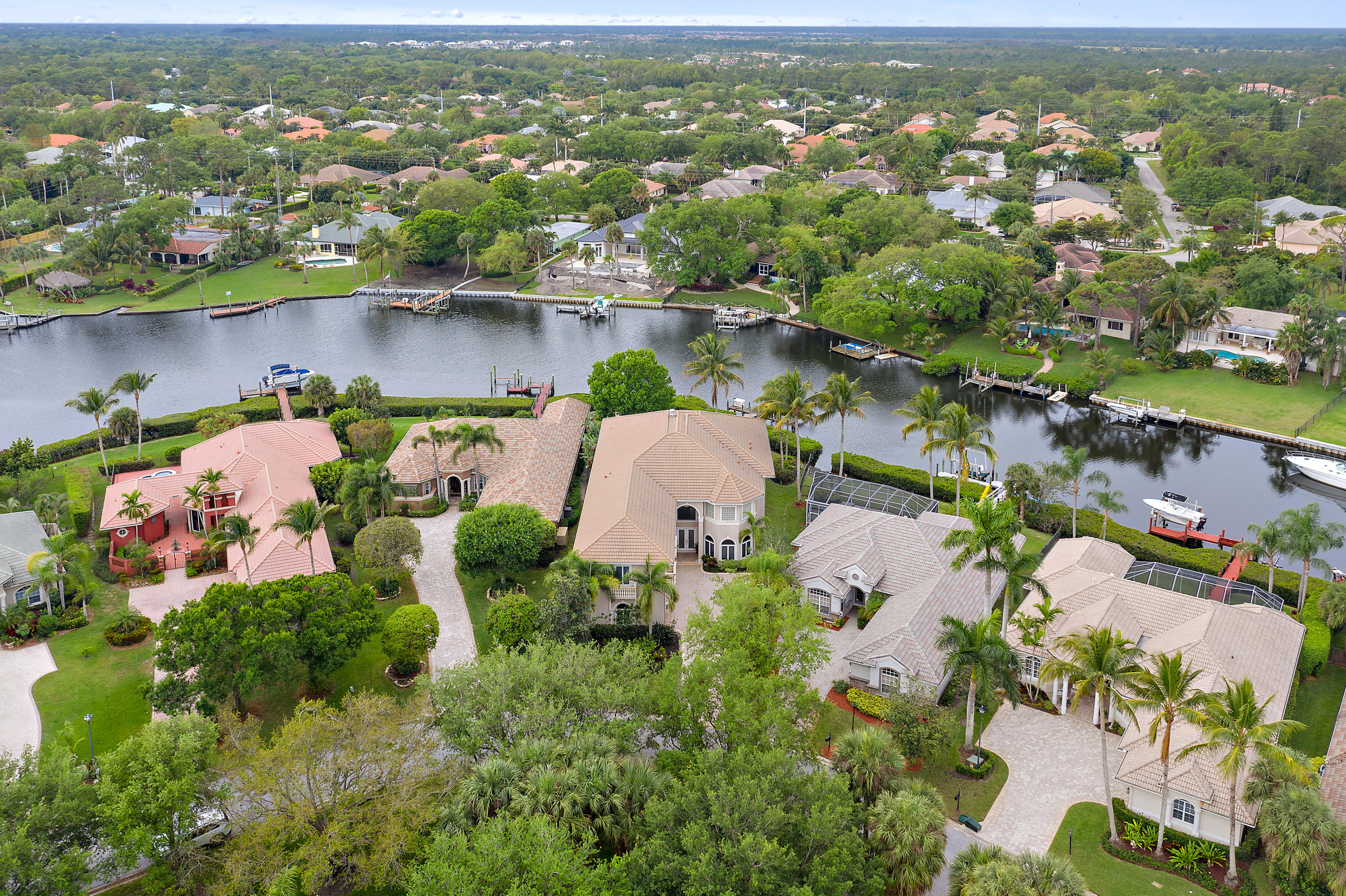 8871 Southeast Compass Island Way Jupiter, FL 33458 - Photo 52 of 63 064-8871SECompassIslandWay-Jupiter-FL-33