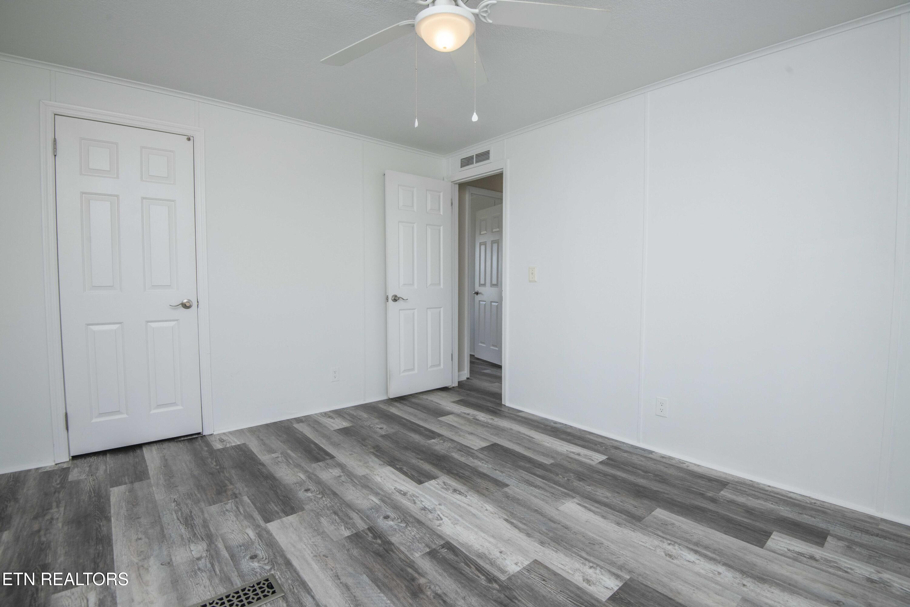 212 Meyers Grove Road New Tazewell, TN 37825 - Photo 14 of 59 second bed _1