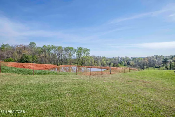 $749,900 | 212 Meyers Grove Road, New Tazewell, TN 37825