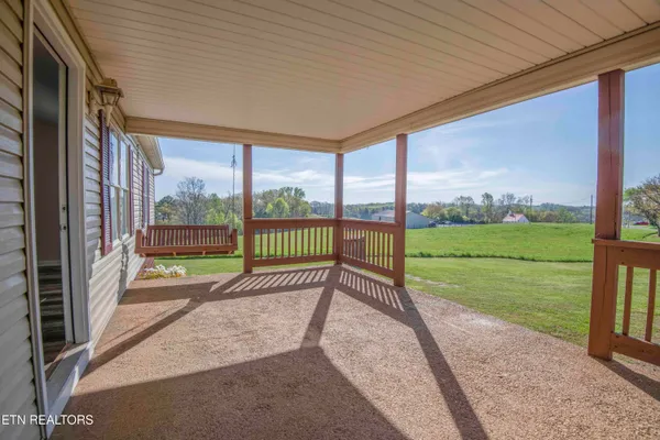 $749,900 | 212 Meyers Grove Road, New Tazewell, TN 37825