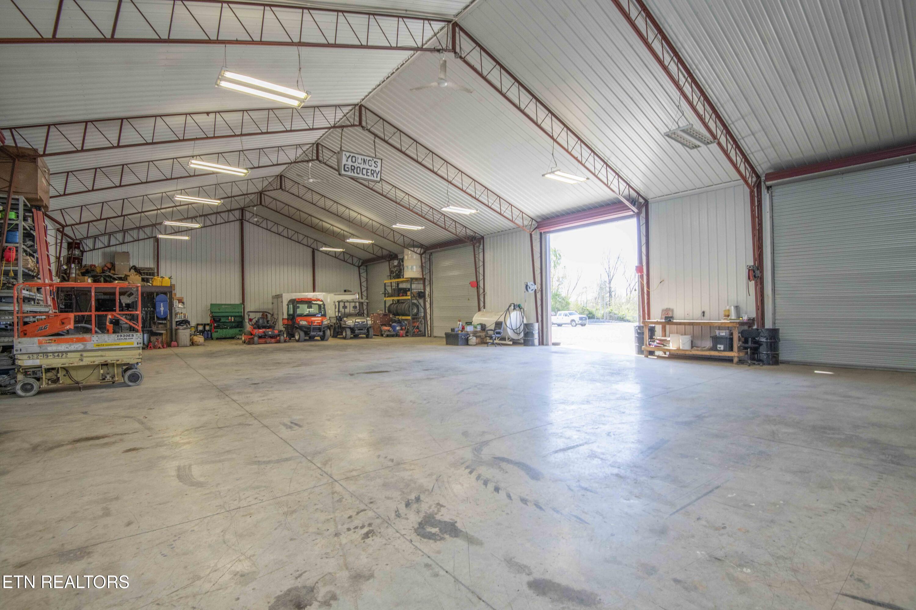 212 Meyers Grove Road New Tazewell, TN 37825 - Photo 39 of 59 shop 16_1