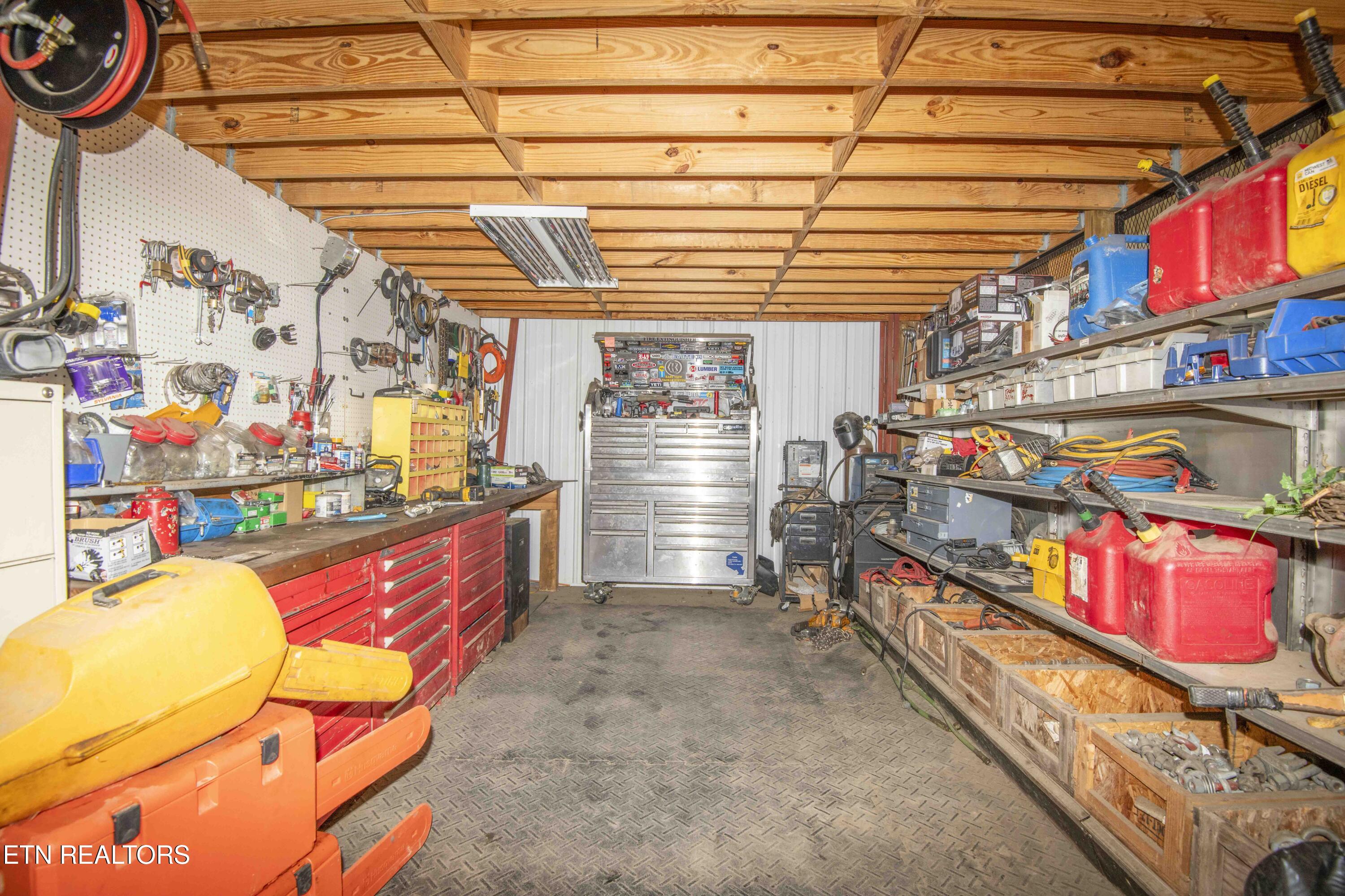 212 Meyers Grove Road New Tazewell, TN 37825 - Photo 45 of 59 shop 14_1