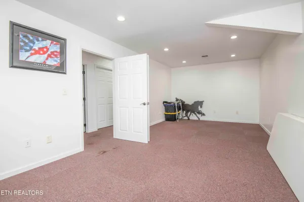 $749,900 | 212 Meyers Grove Road, New Tazewell, TN 37825