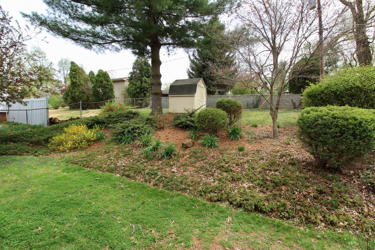 209 Sharon Road Newburgh, IN 47630 - Photo 13 of 13 Gallery Image 13