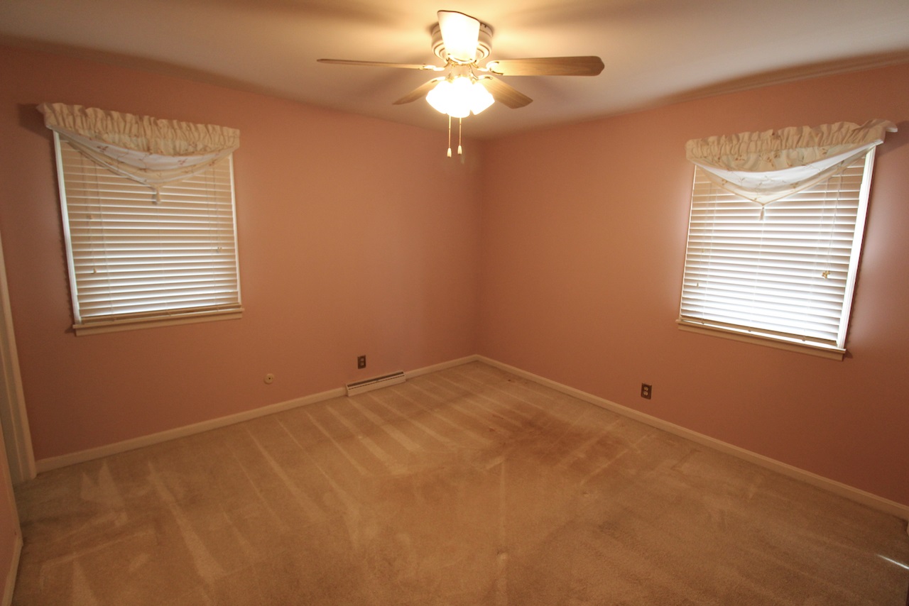 209 Sharon Road Newburgh, IN 47630 - Photo 6 of 13 Gallery Image 6