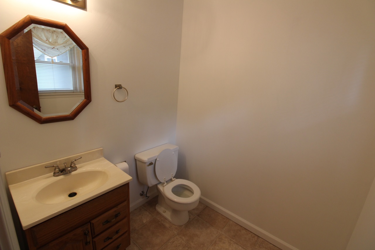 209 Sharon Road Newburgh, IN 47630 - Photo 7 of 13 Gallery Image 7