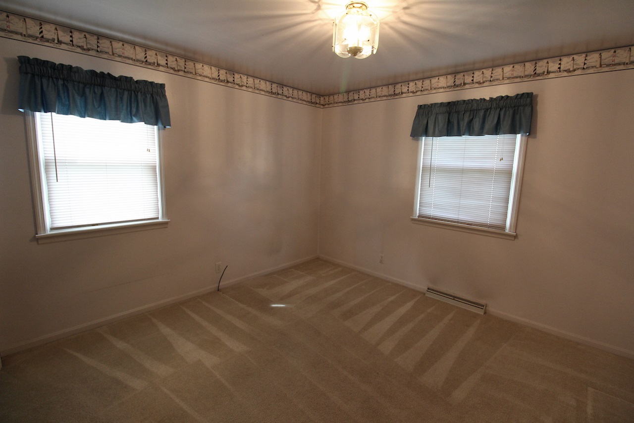 209 Sharon Road Newburgh, IN 47630 - Photo 8 of 13 Gallery Image 8