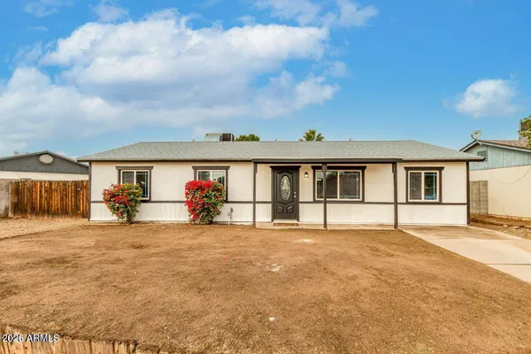 $470,000 | 14436 North 34th Place, Phoenix, AZ 85032
