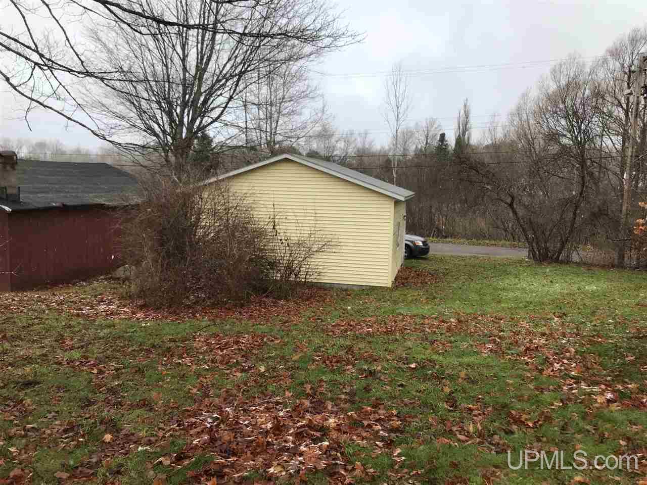671 Co Road Champion, MI 49814 - Photo 4 of 11