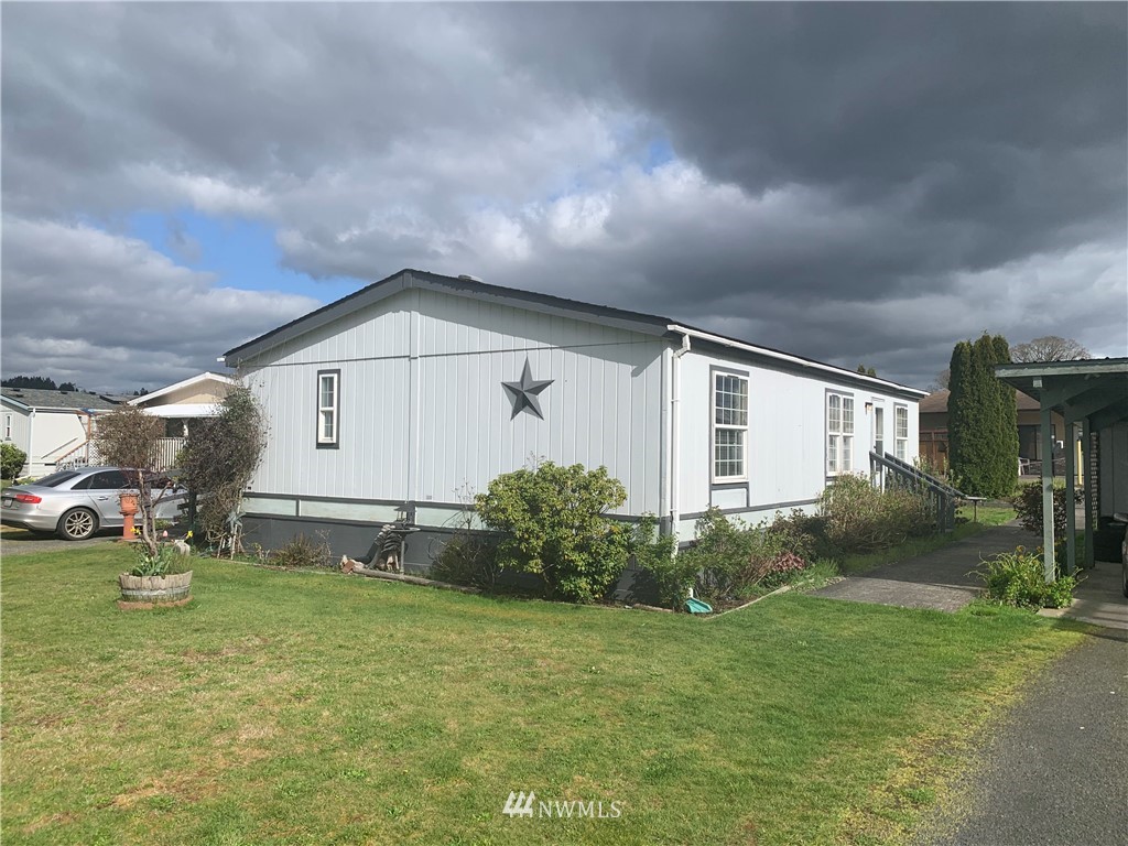 1529 Bishop Road, Unit D Chehalis, WA 98532 - Photo 2 of 8