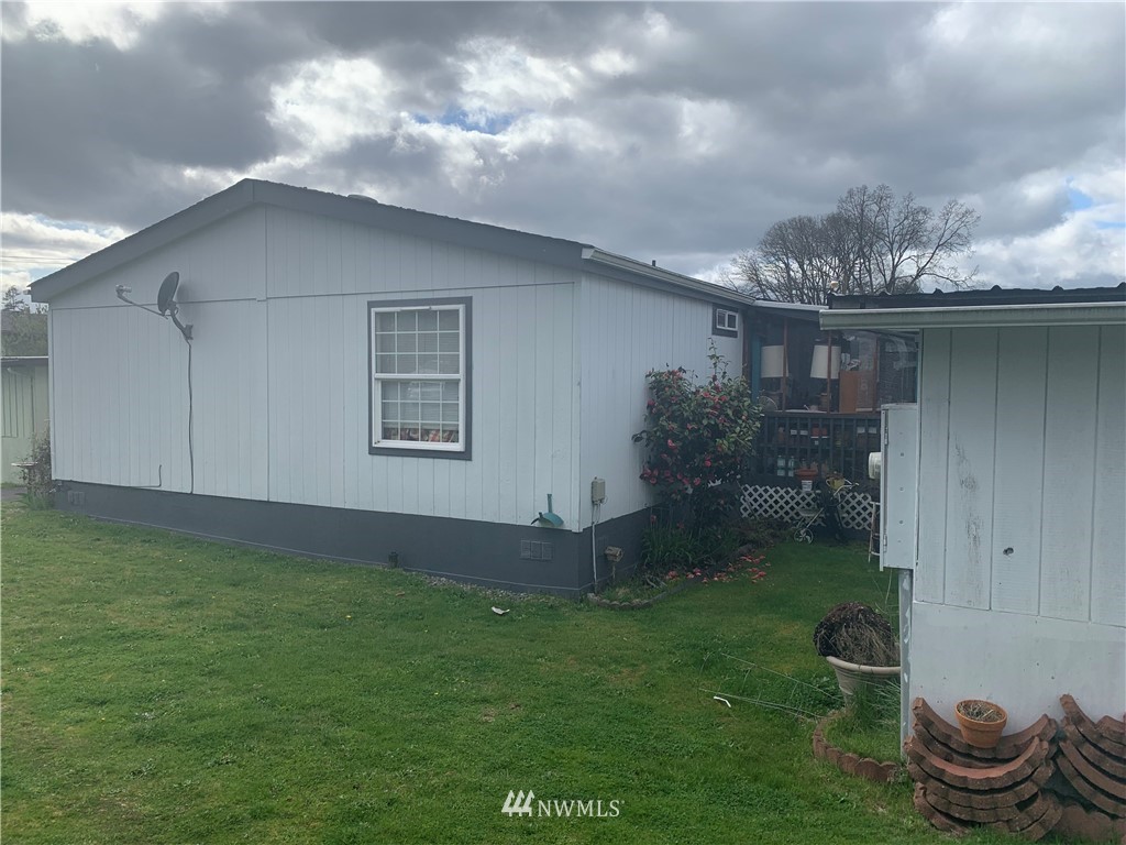 1529 Bishop Road, Unit D Chehalis, WA 98532 - Photo 6 of 8