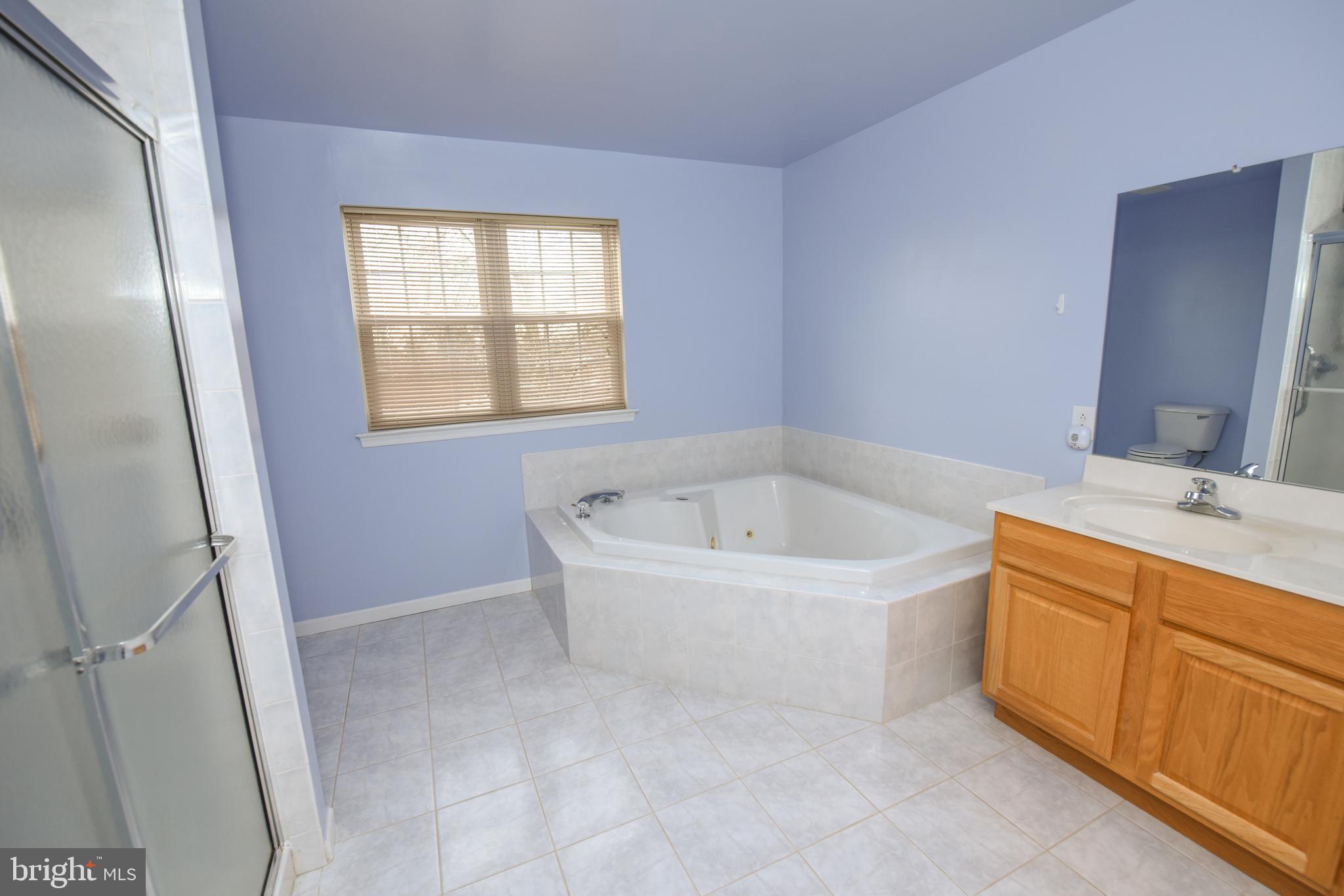 804 Red Lion Road Philadelphia, PA 19115 - Photo 5 of 34