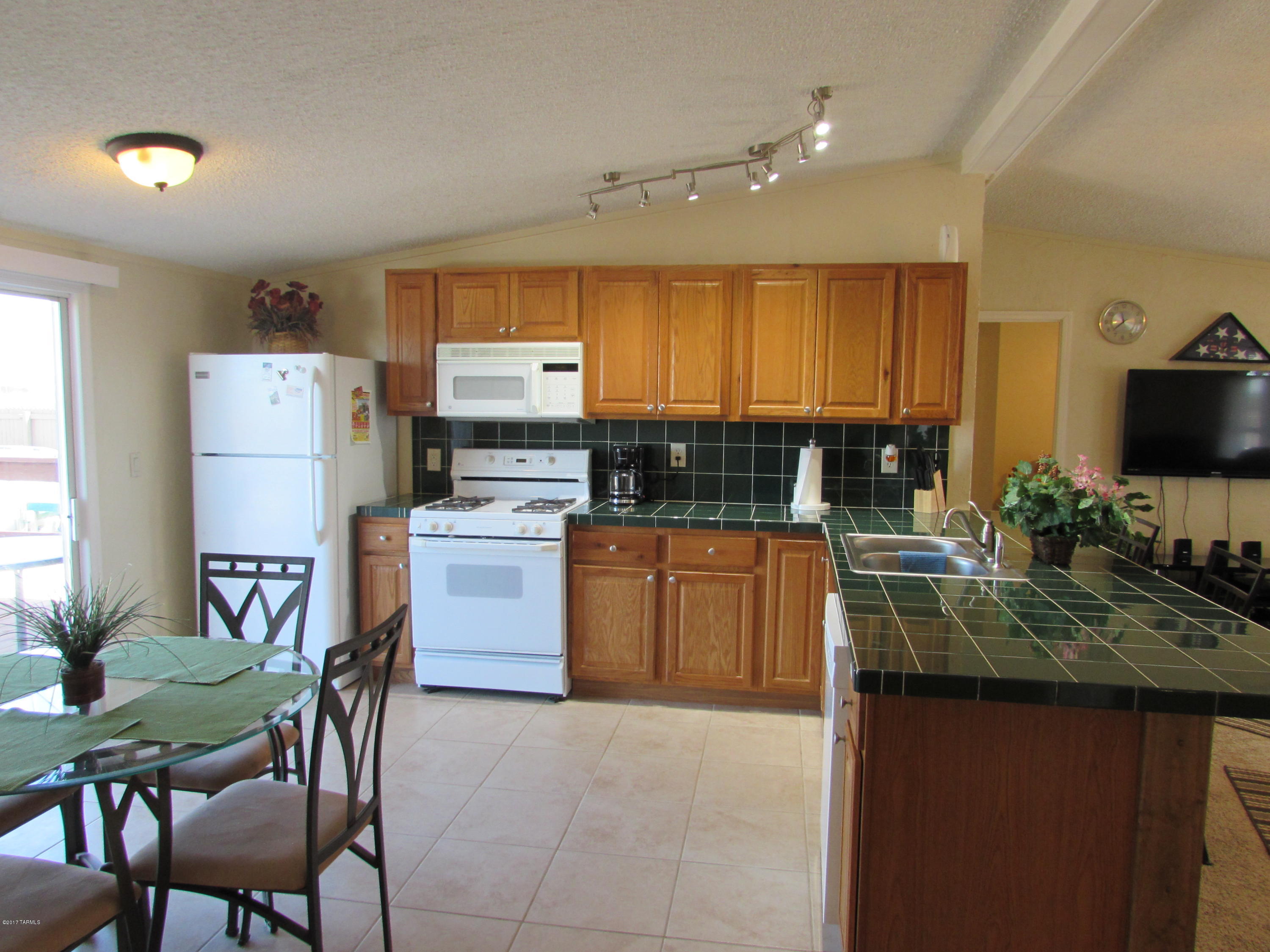 15870 Gold Bell Road Marana, AZ 85653 - Photo 6 of 22 Gallery Image 6