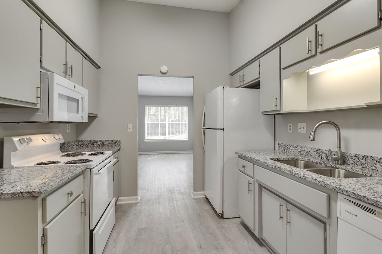 1853 Log Ridge Trail Tallahassee, FL 32312 - Photo 6 of 31 Gallery Image 6