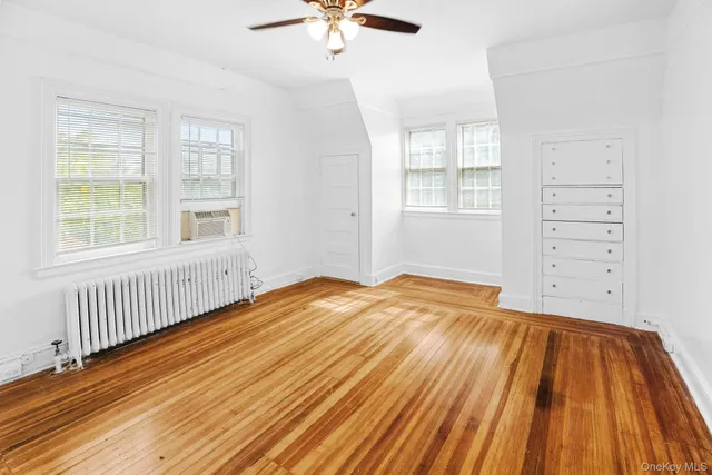 $1,100,000 | 72 Hamilton Avenue, New Rochelle, NY 10801