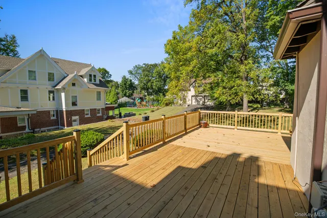 $1,100,000 | 72 Hamilton Avenue, New Rochelle, NY 10801