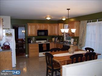 2514 Simon Drive Sinking Spring, PA 19608 - Photo 3 of 6 Gallery Image 3