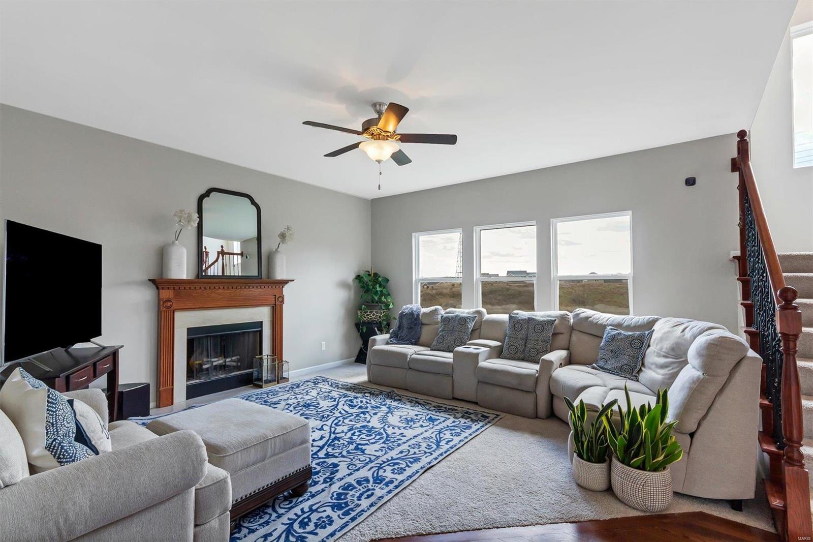 906 Palomino Path High Ridge, MO 63049 - Photo 11 of 41