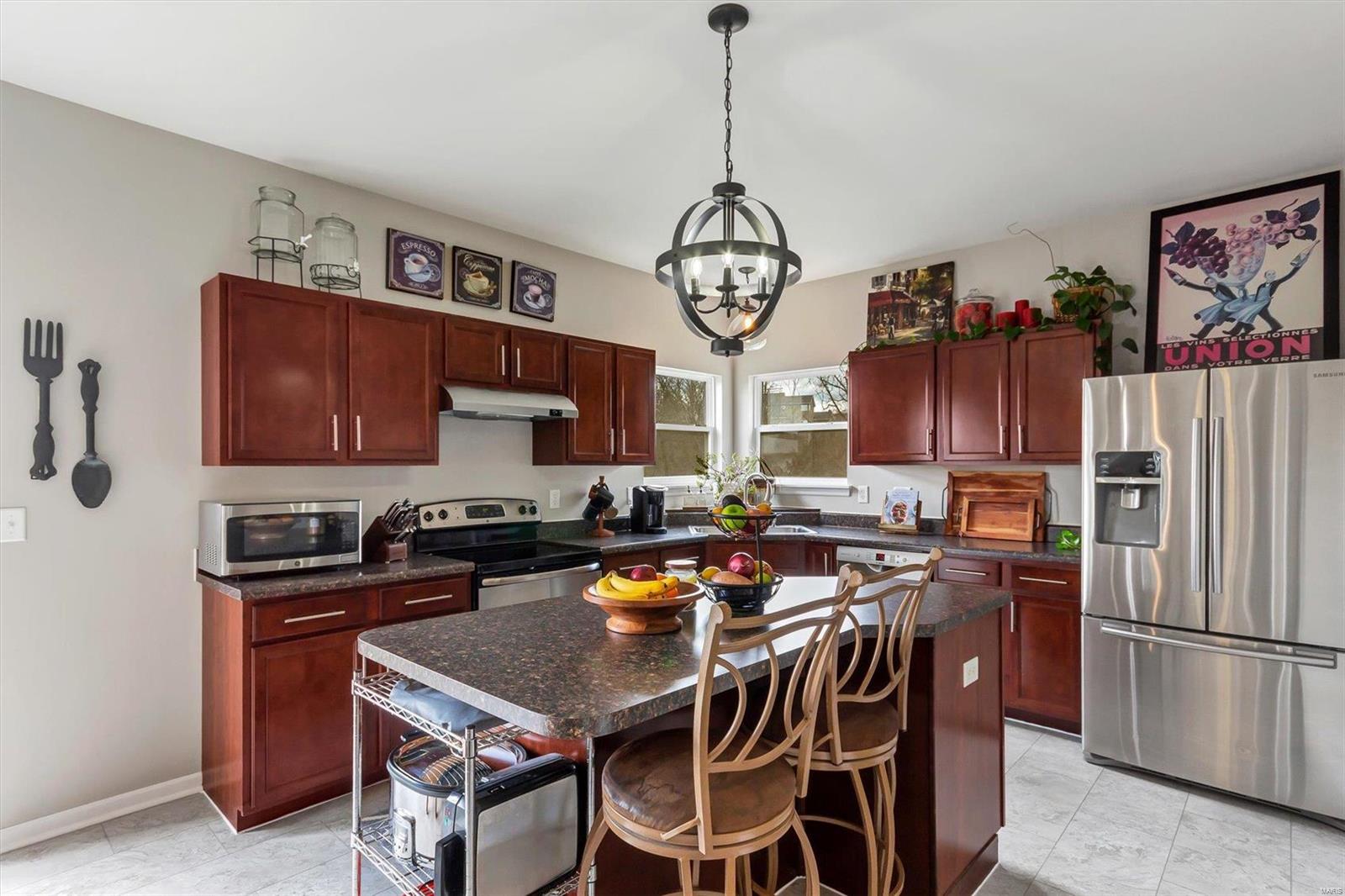 906 Palomino Path High Ridge, MO 63049 - Photo 19 of 41