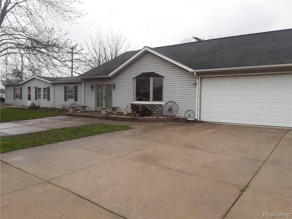 28728 Beverly Road Romulus, MI 48174 - Photo 2 of 28