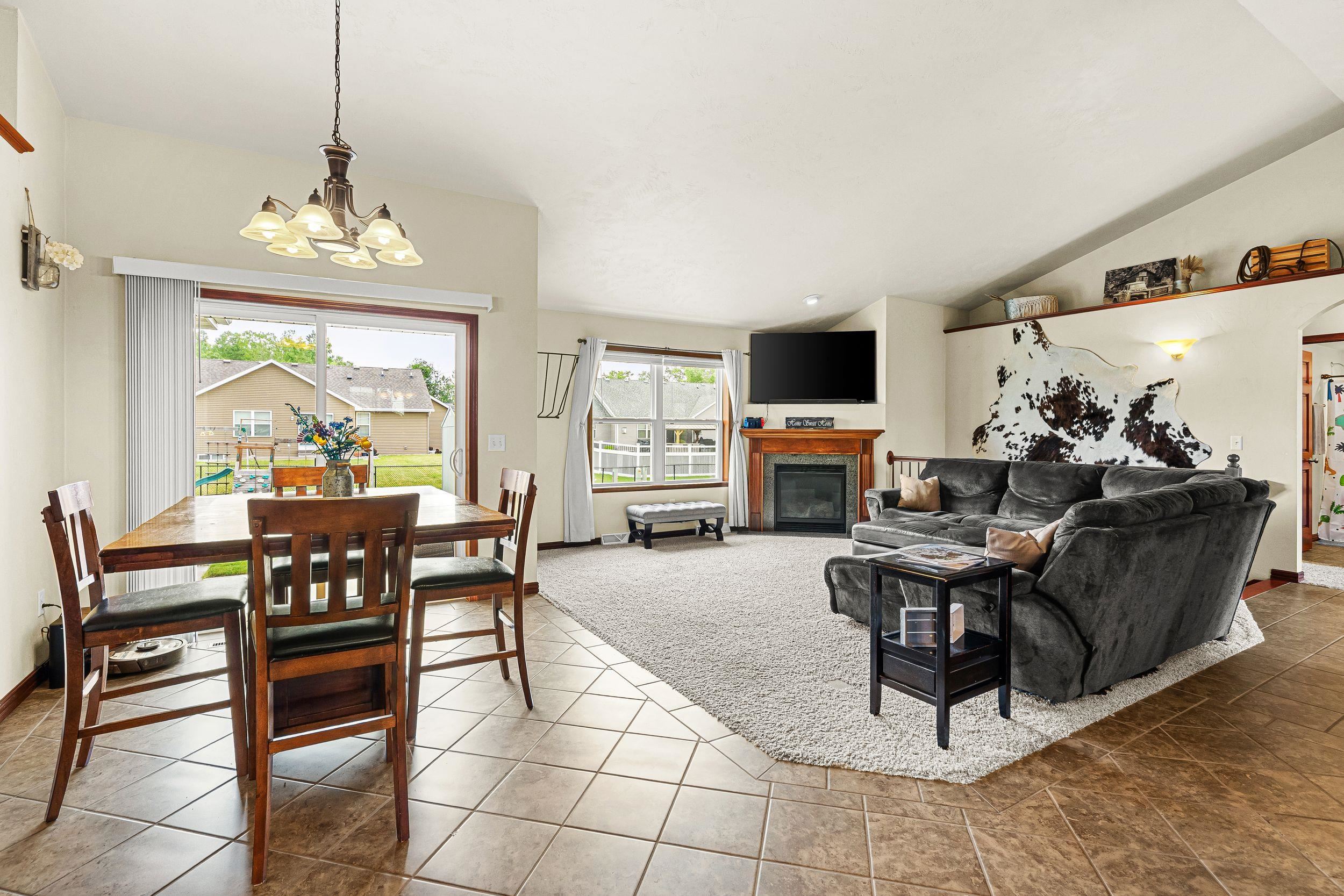 4866 North Wren Drive Appleton, WI 54913 - Photo 9 of 69