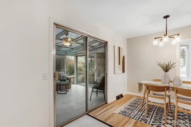 $339,000 | 915 Trianon Lane, Ballwin, MO 63011