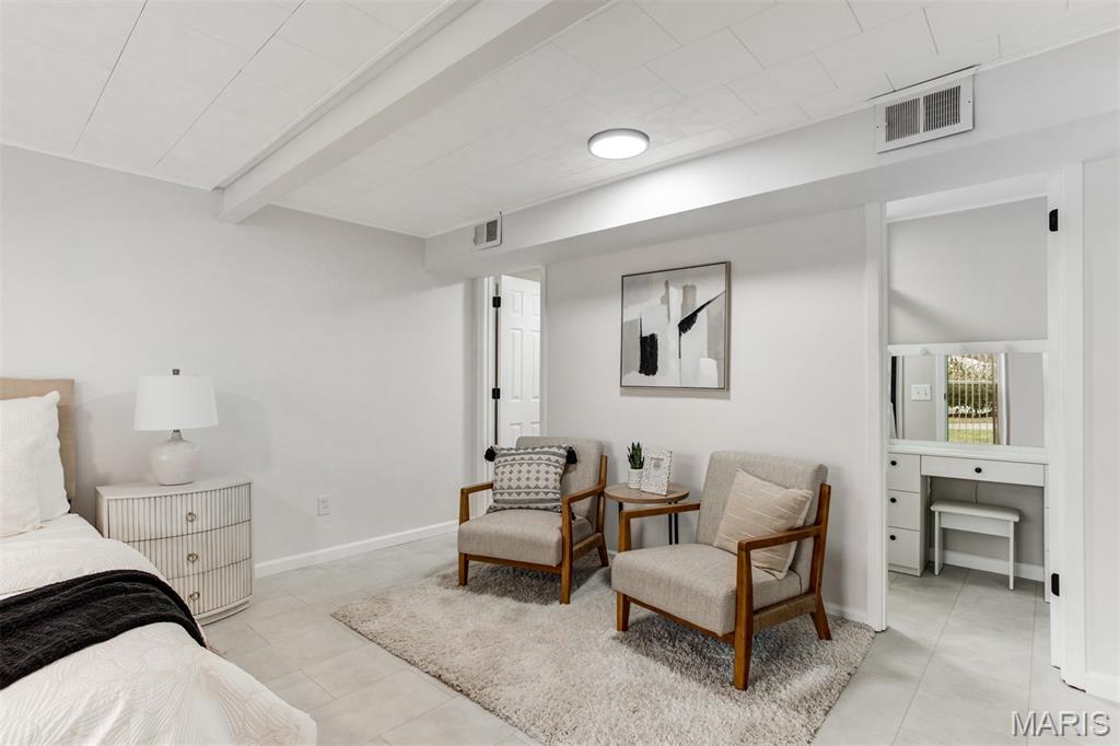 915 Trianon Lane Ballwin, MO 63011 - Photo 38 of 53