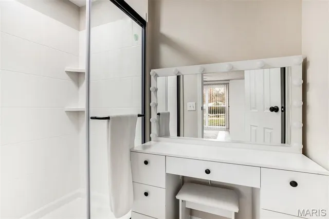 $339,000 | 915 Trianon Lane, Ballwin, MO 63011