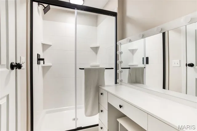 $339,000 | 915 Trianon Lane, Ballwin, MO 63011