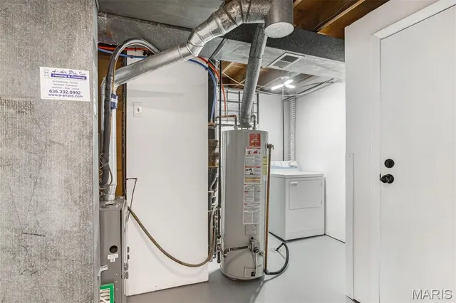 $339,000 | 915 Trianon Lane, Ballwin, MO 63011