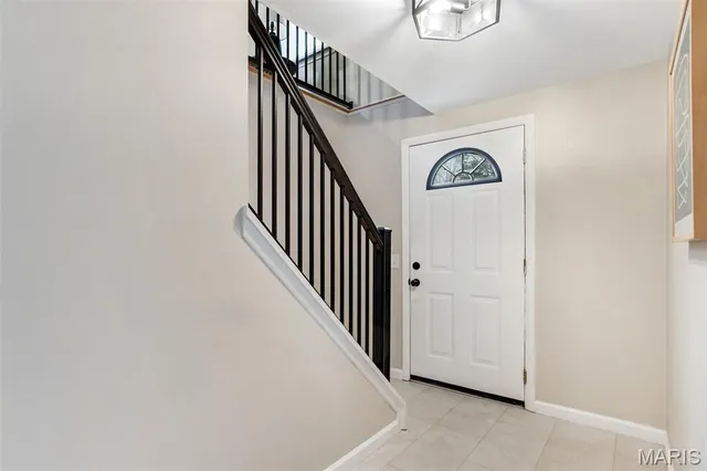 $339,000 | 915 Trianon Lane, Ballwin, MO 63011