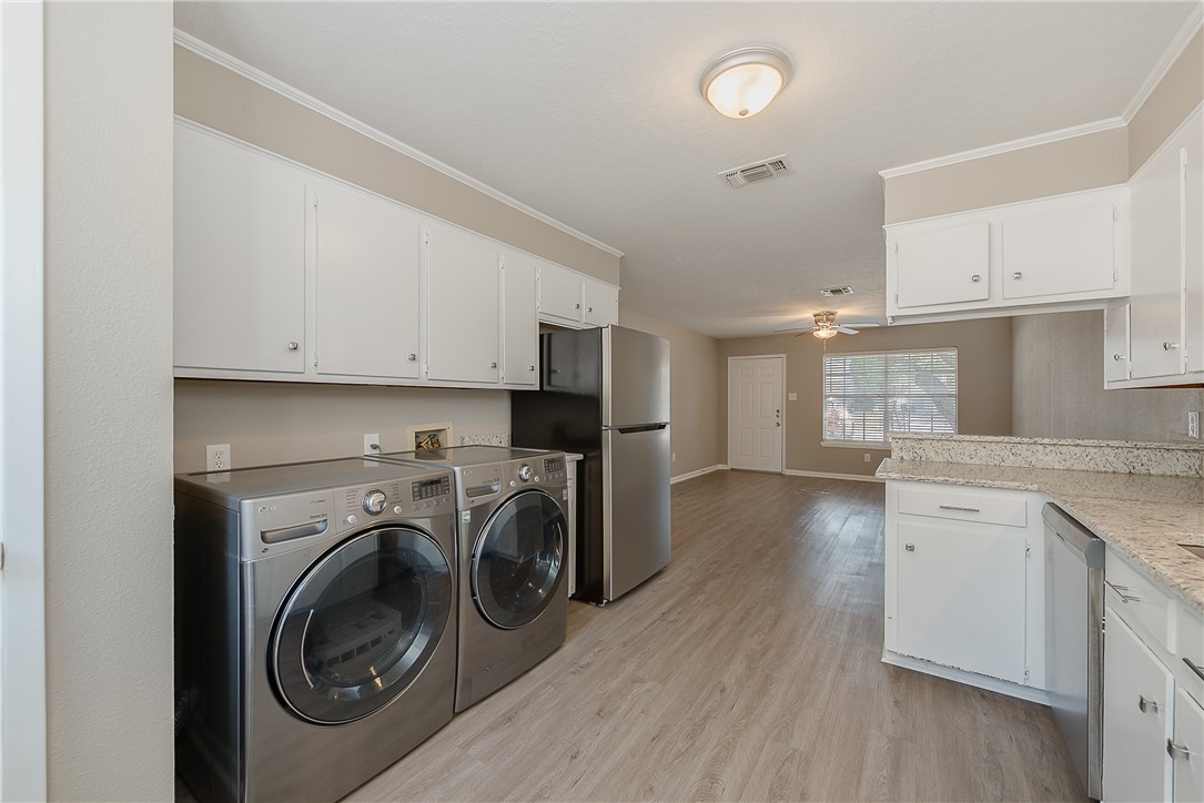 3917 Olive Street, Unit B Bryan, TX 77801 - Photo 6 of 11