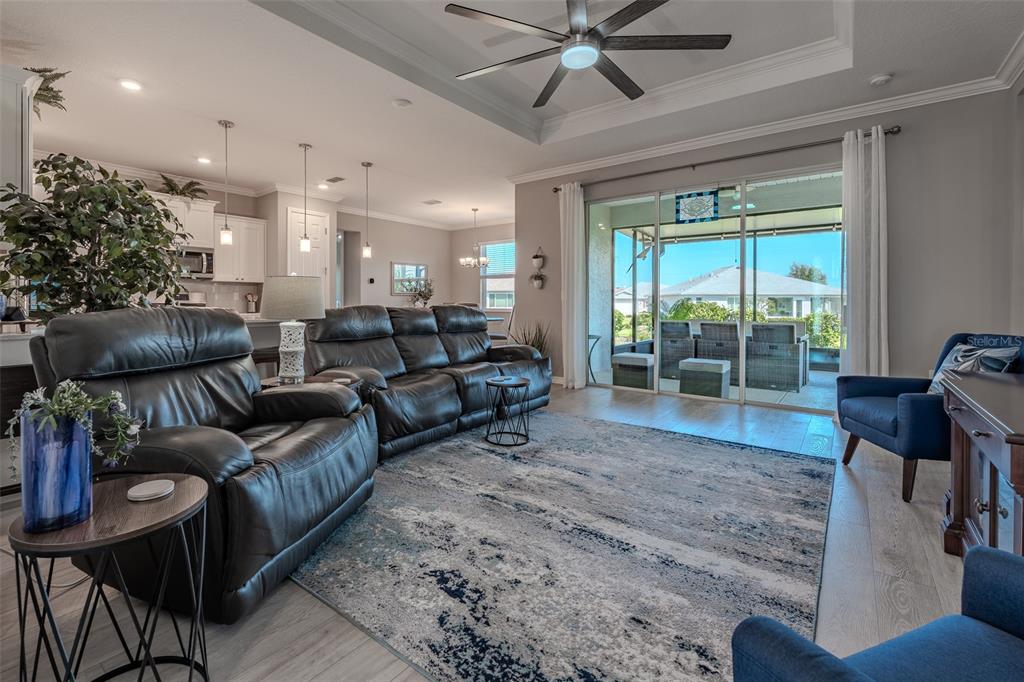 10517 Southwest 90th Street Road Ocala, FL 34481 - Photo 4 of 48
