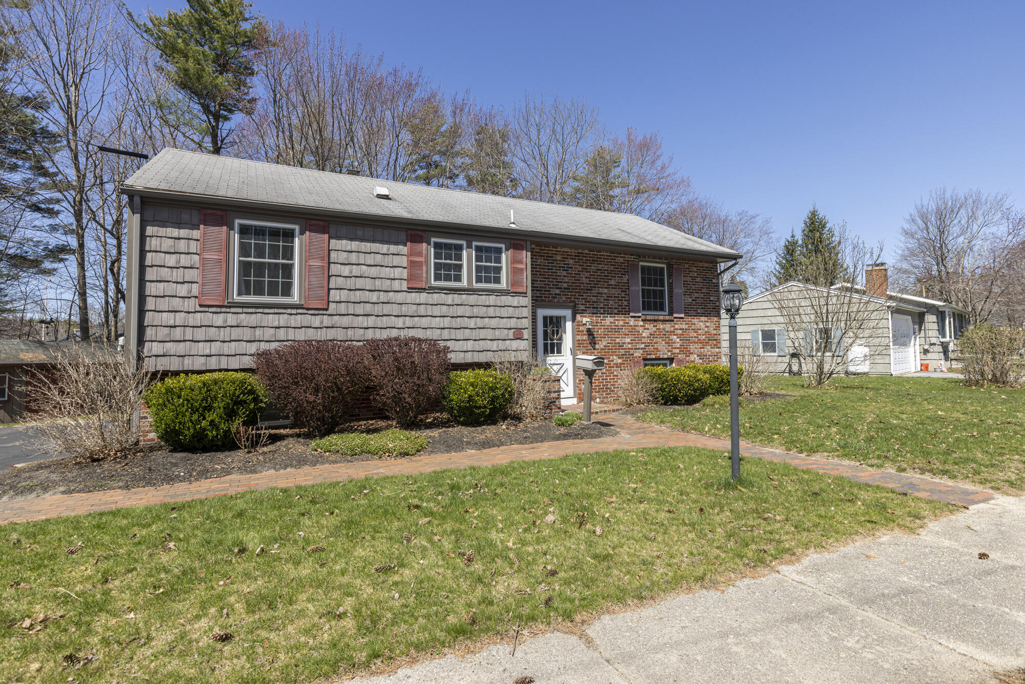 189 Sandy Hill Road South Portland, ME 04106 - Photo 3 of 29 Exterior Front