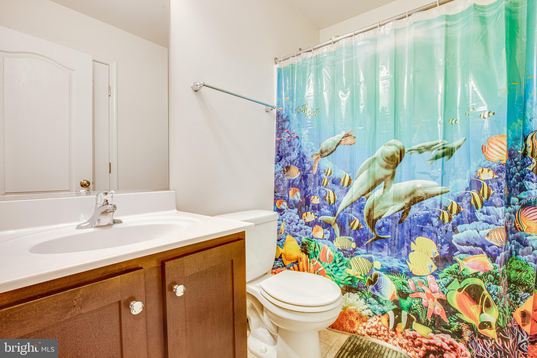 17276 Library Boulevard Ruther Glen, VA 22546 - Photo 25 of 34 Guest full bathroom