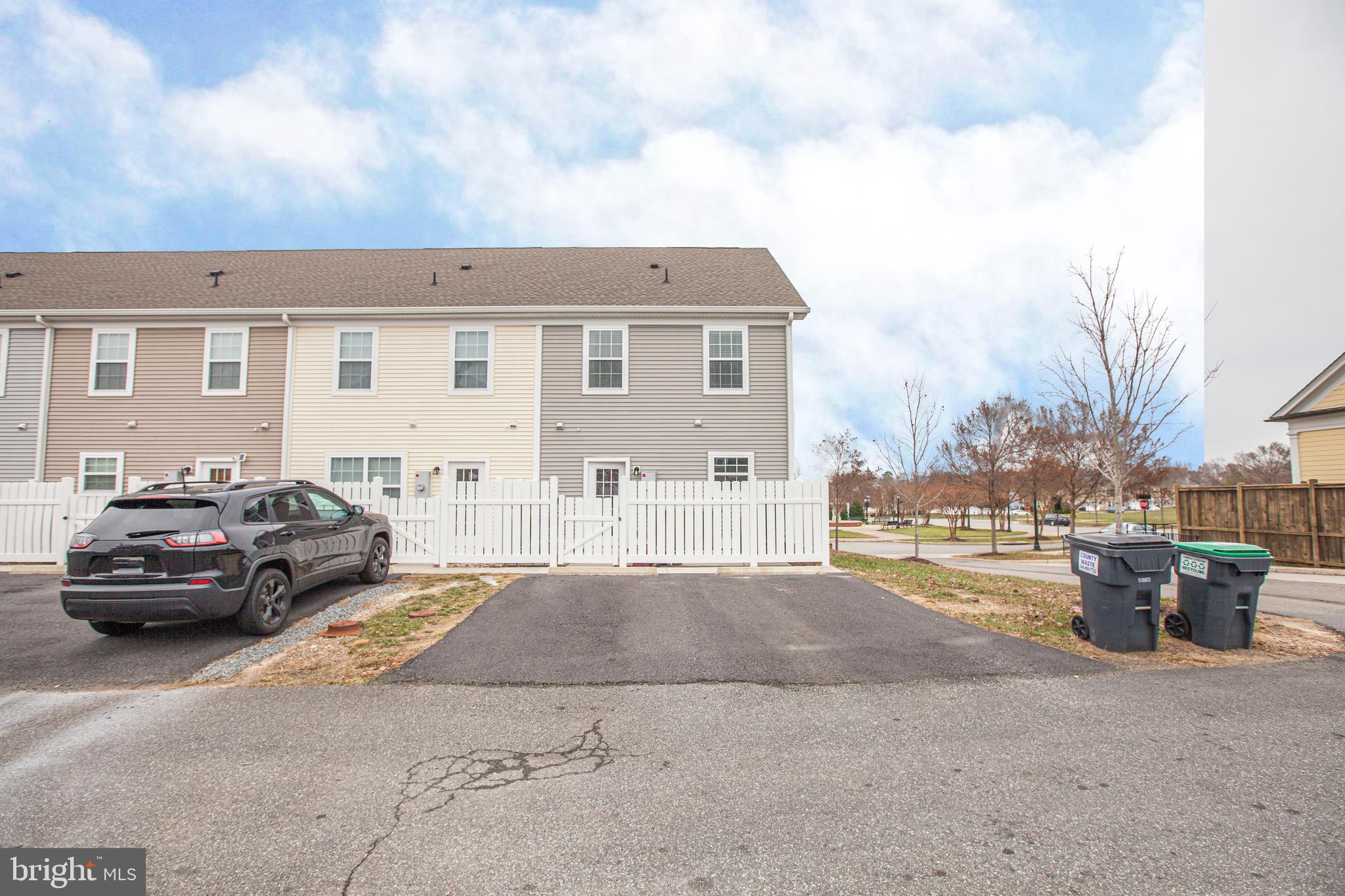 17276 Library Boulevard Ruther Glen, VA 22546 - Photo 32 of 34 driveway parking/ End Unit