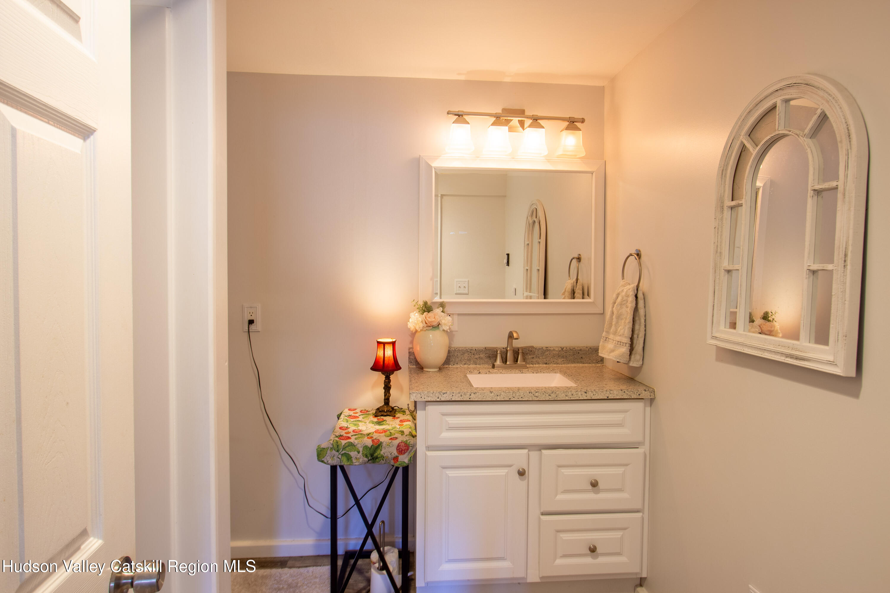 1441 Thickett Road Castleton-on-Hudson, NY 12033 - Photo 17 of 23 1441_Thicket-18