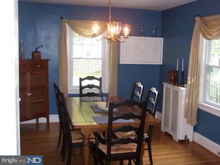 218 Kenmore Road Havertown, PA 19083 - Photo 5 of 6