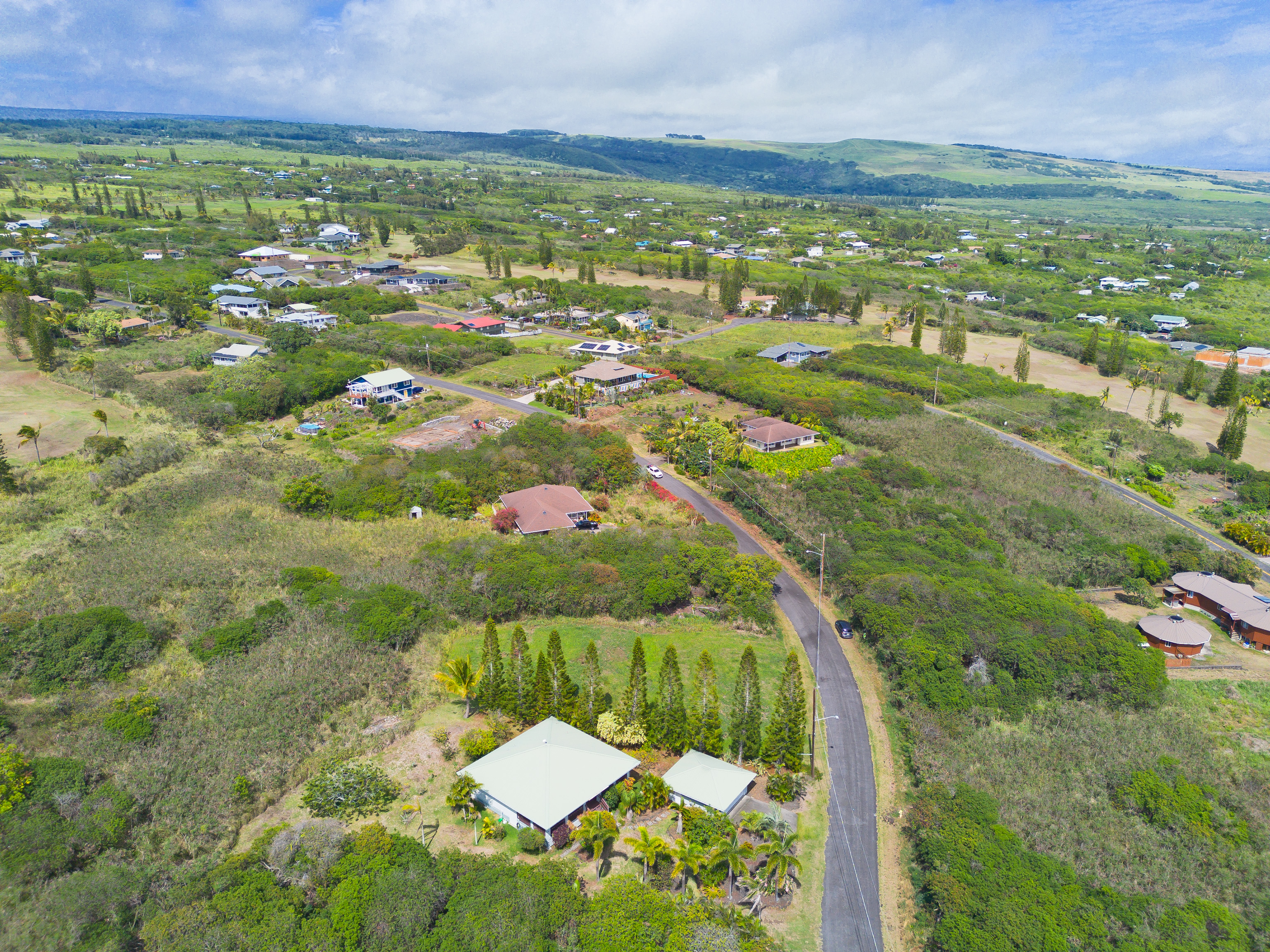 94-1436 Lot 32 Kaulua Circle Naalehu, HI 96772 - Photo 9 of 13 a view of a city