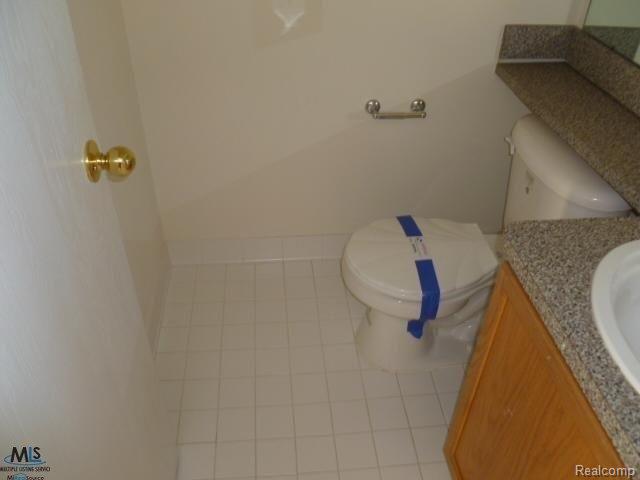 1563 Streamwood Court Rochester, MI 48307 - Photo 8 of 16 8.jpg