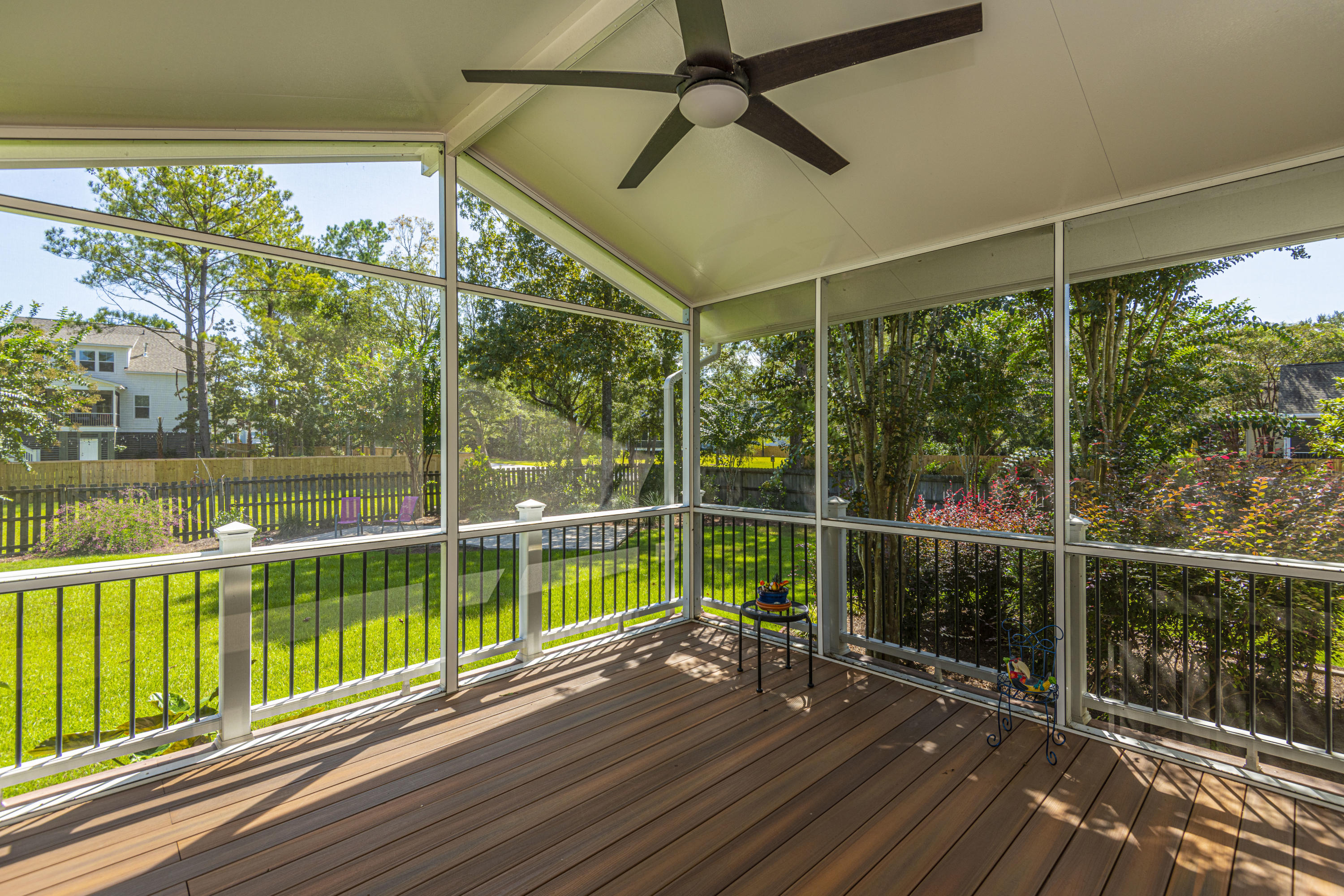 429 Commonwealth Road Mount Pleasant, SC 29466 - Photo 12 of 48 429 commonwealth screened porch reshoot