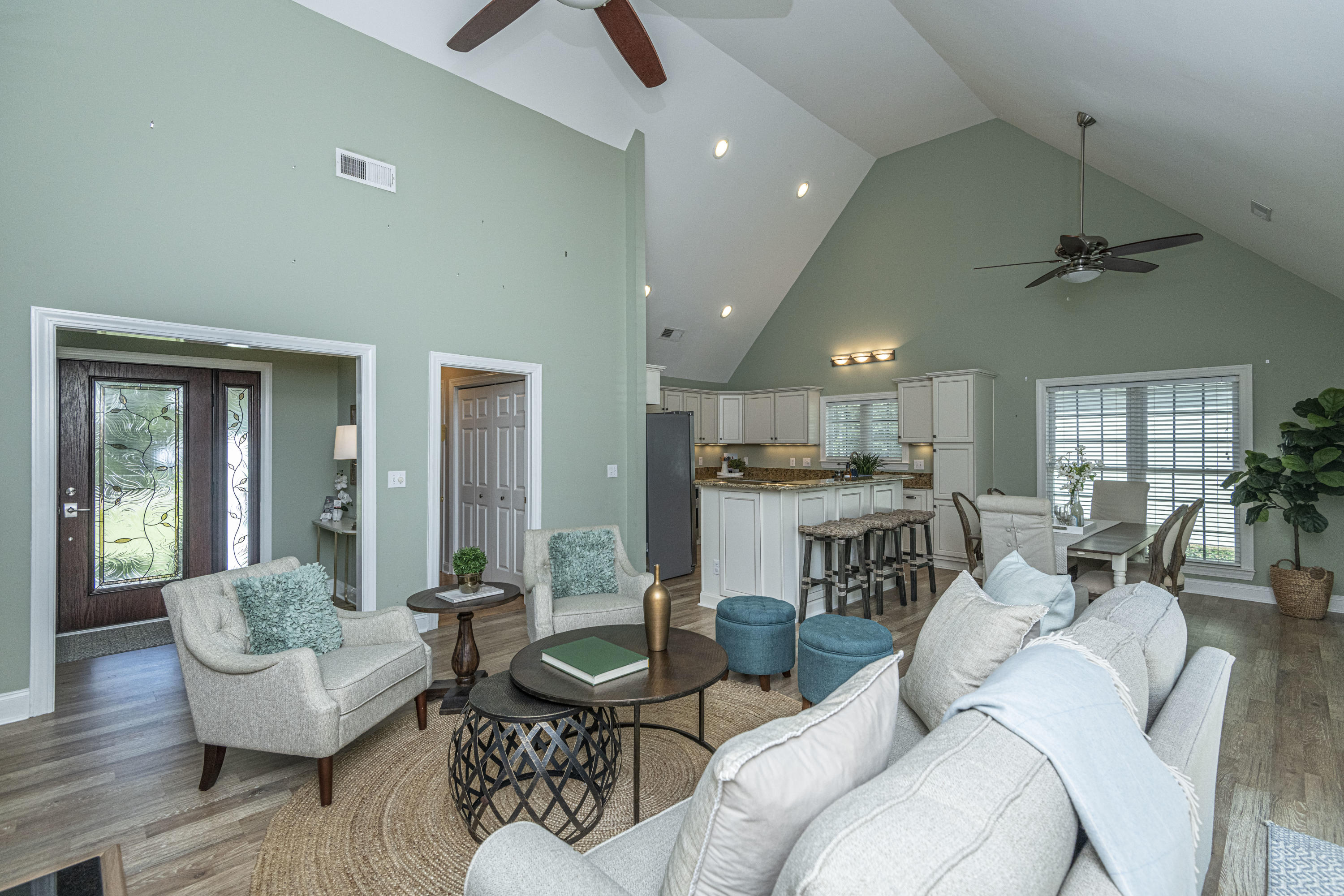 429 Commonwealth Road Mount Pleasant, SC 29466 - Photo 20 of 48 429 commonwealth living room foyer kitch