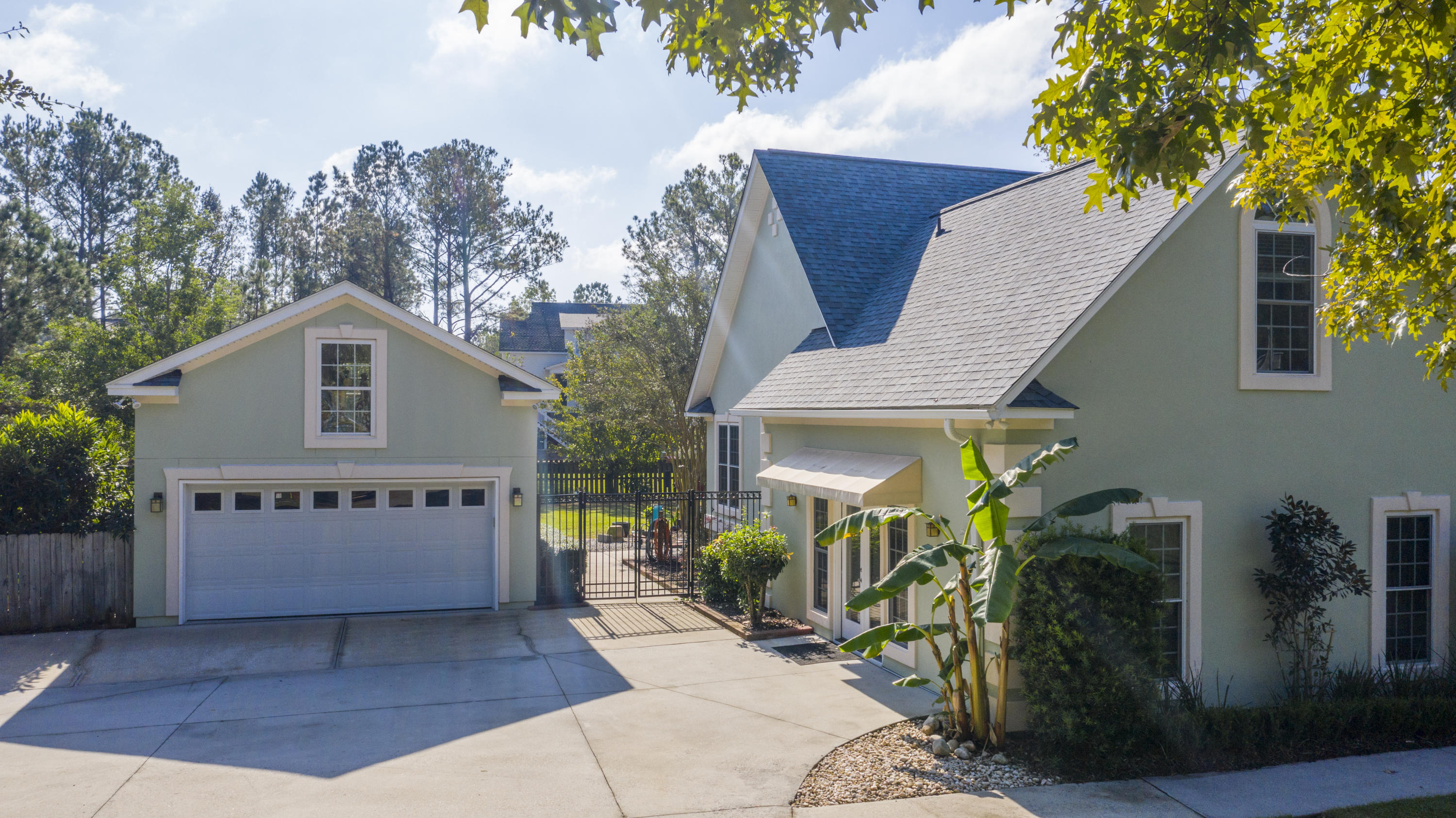429 Commonwealth Road Mount Pleasant, SC 29466 - Photo 3 of 48 Commonwealth_Edited_003