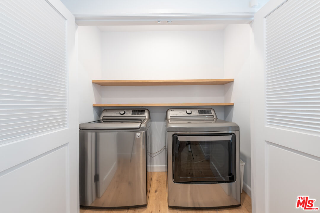 5970 Balcom Avenue Encino, CA 91316 - Photo 16 of 21