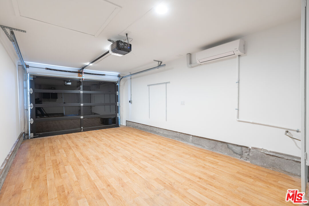 5970 Balcom Avenue Encino, CA 91316 - Photo 17 of 21