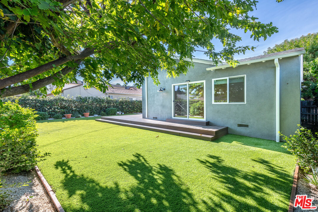 5970 Balcom Avenue Encino, CA 91316 - Photo 20 of 21