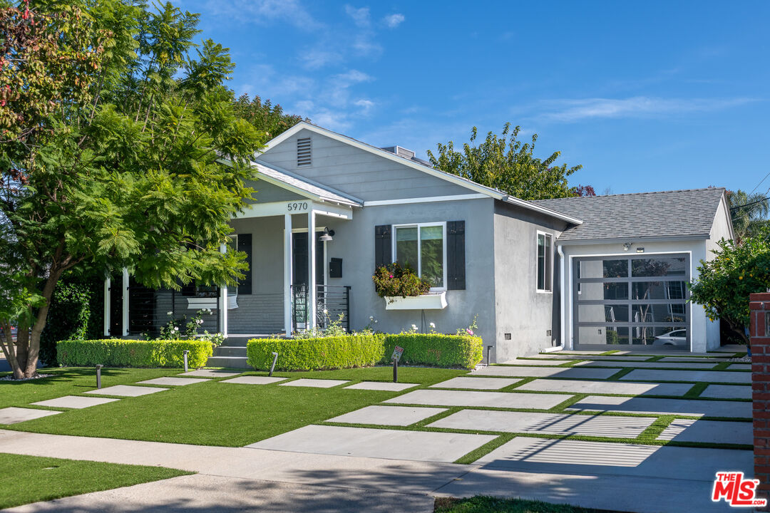 5970 Balcom Avenue Encino, CA 91316 - Photo 2 of 21